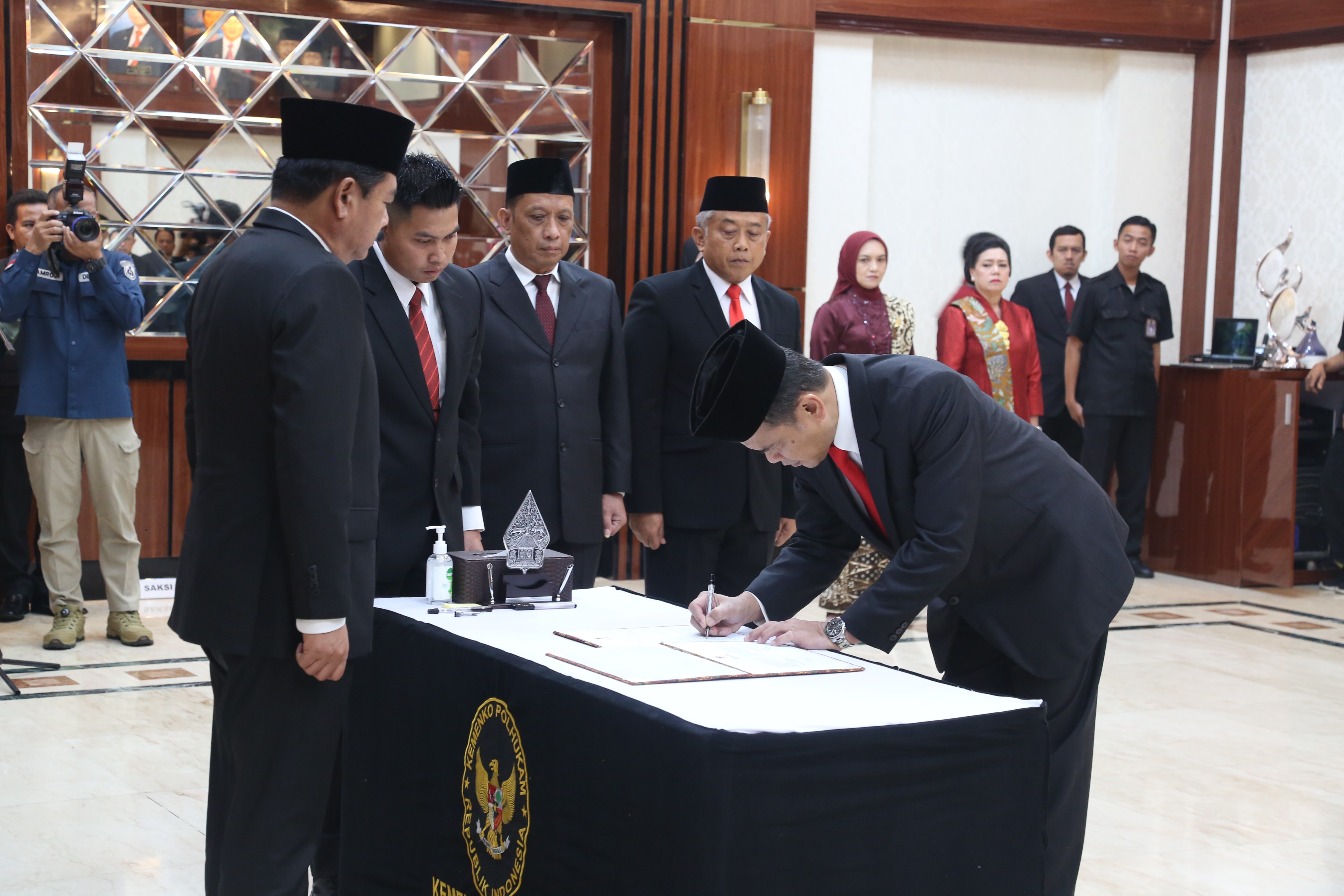 Laksdya TNI T.S.N.B. Hutabarat Resmi Jabat Sesjen Wantannas RI