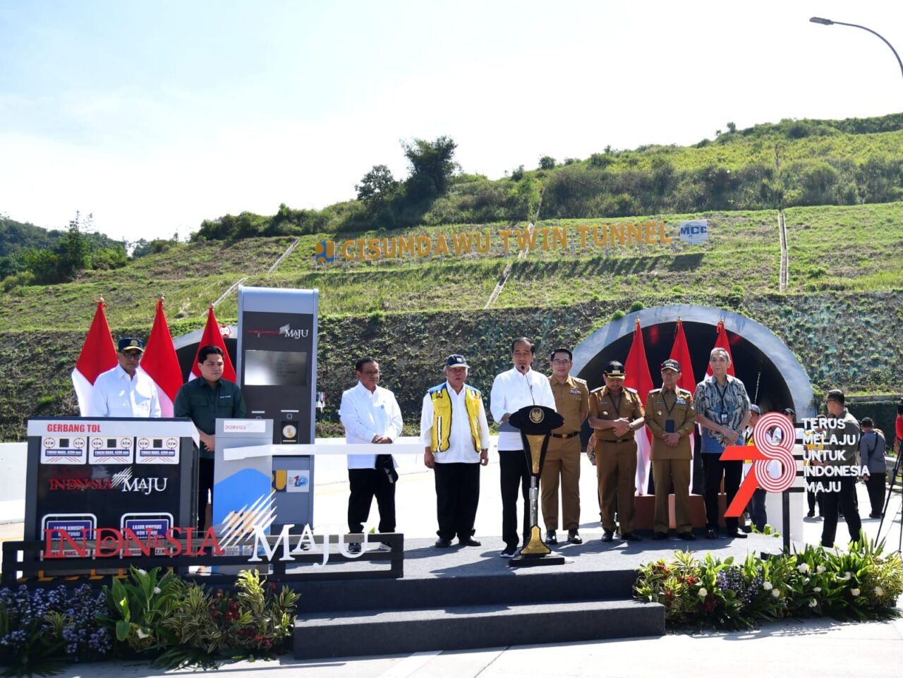 Resmikan Jalan Tol Cisumdawu, Presiden: Mempermudah Konektivitas ke Bandara Kertajati