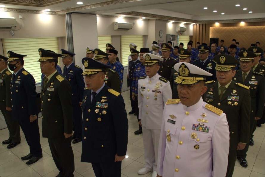 Setjen Wantannas Laksanakan Upacara  Peringati Hari Bela Negara
