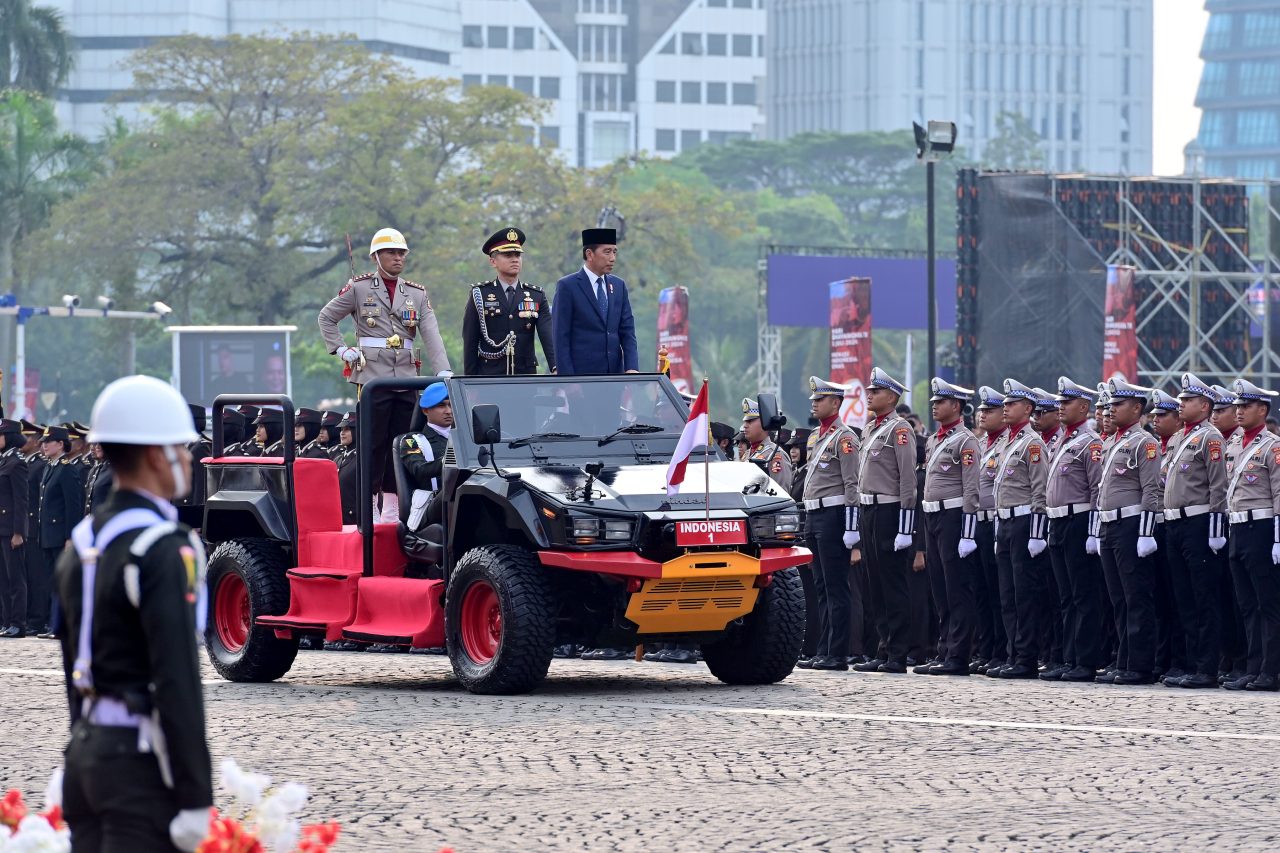 Presiden Jokowi Pimpin Upacara Peringatan Ke-78 Hari Bhayangkara di Monas