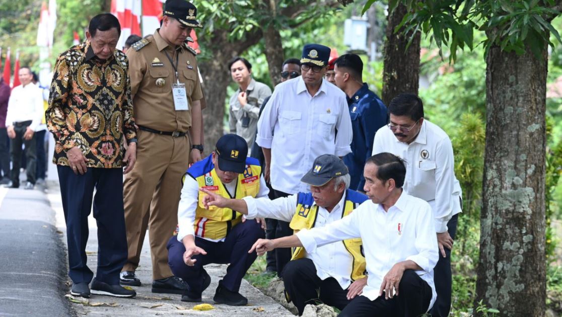Resmikan 27 Ruas Jalan, Presiden Harap Konektivitas Antardaerah dan Antarprovinsi Makin Baik