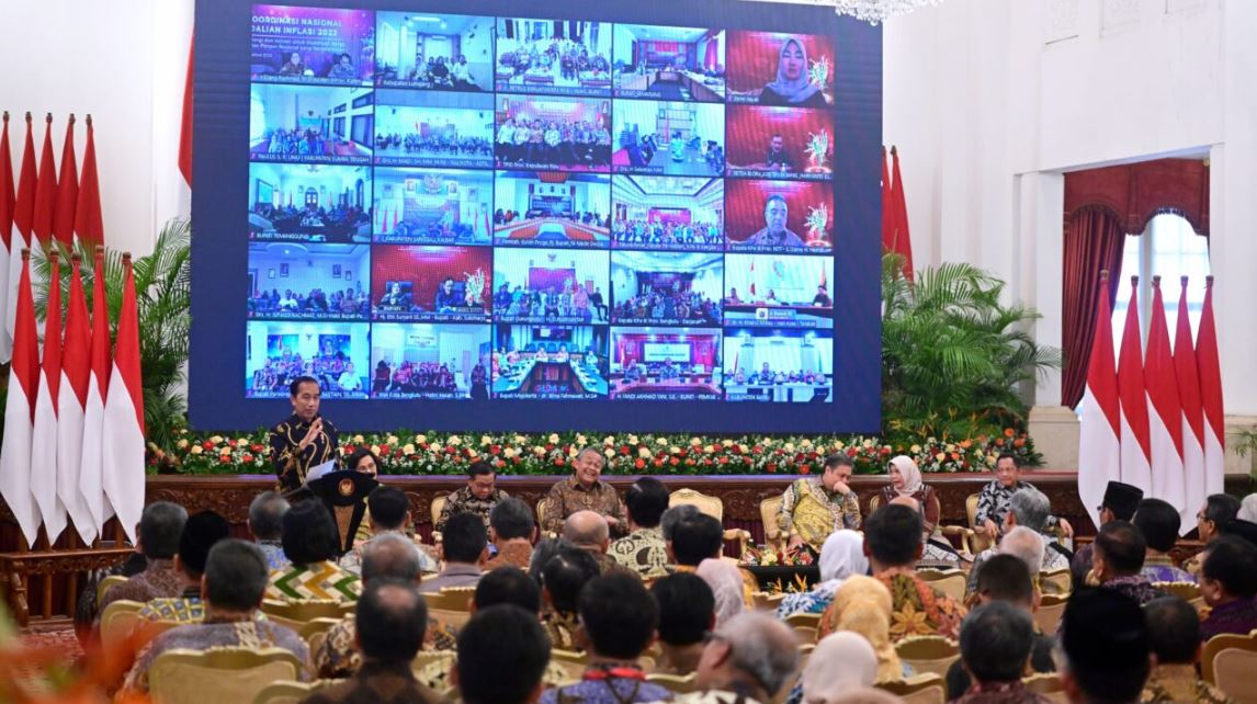 Presiden Jokowi Instruksikan Strategi Jangka Pendek dan Panjang Pengendalian Inflasi