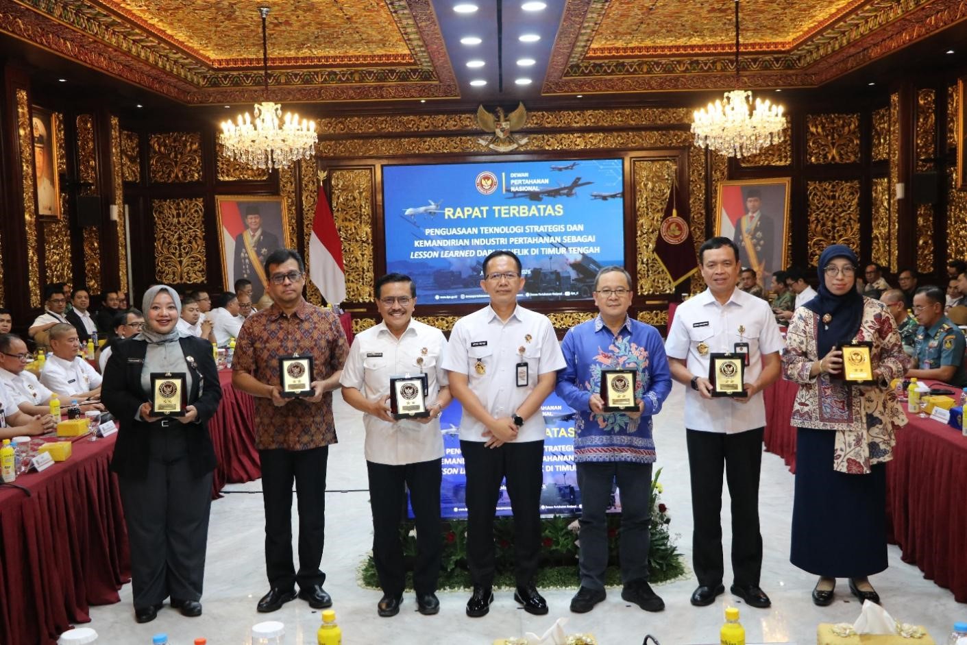 DPN Menggelar Rapat Terbatas Teknologi Strategis dan Kemandirian Industri Pertahanan