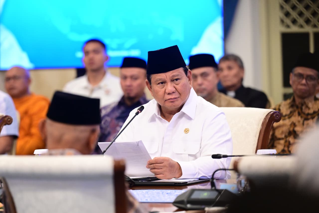 Presiden Prabowo Gelar Silaturahmi dengan Tokoh Lintas Agama, Pimpinan Parpol, dan Serikat Buruh di Istana Negara