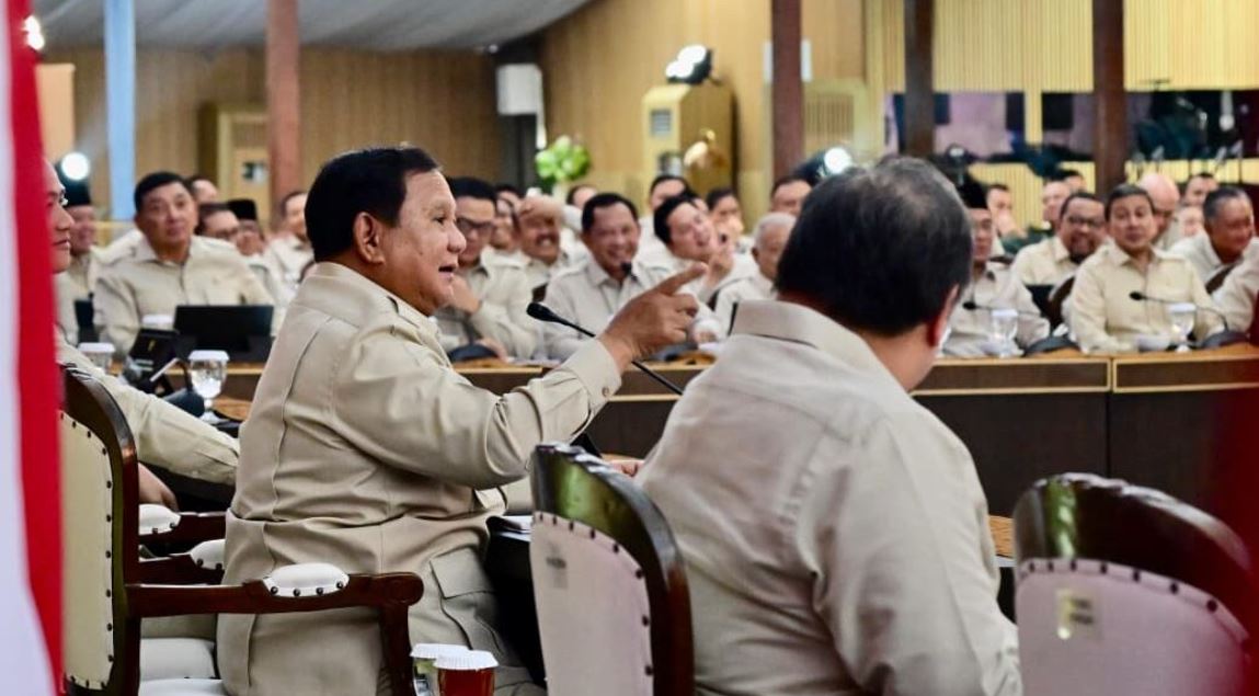 Presiden Prabowo Apresiasi Kinerja Kabinet Merah Putih, Tegaskan Pentingnya Kepemimpinan Berani