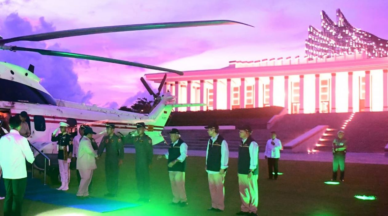 Presiden Prabowo Tiba di IKN, Tinjau Progres Pembangunan