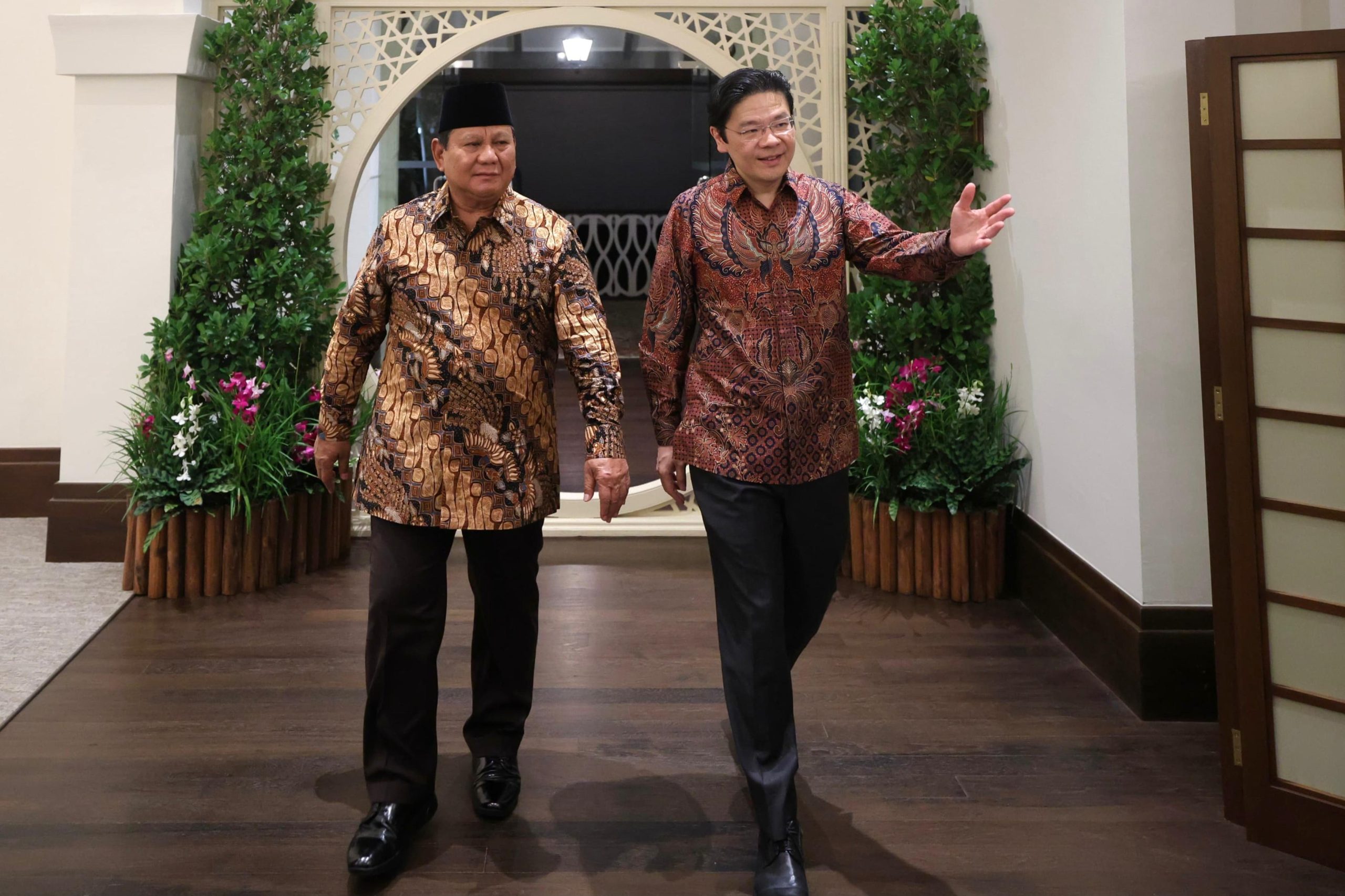 Presiden Prabowo dan PM Wong Jalin Keakraban Lewat Makan Malam Pribadi di Sri Temasek