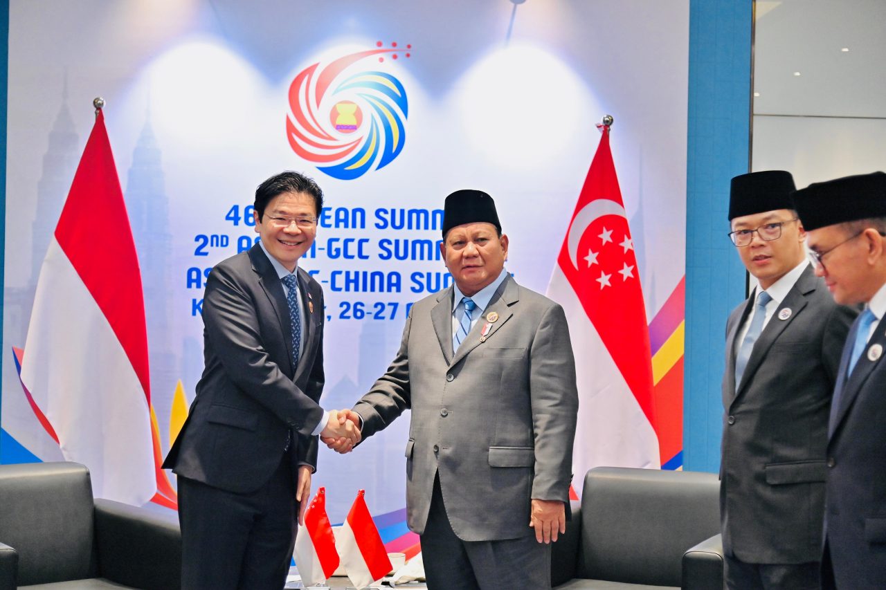 Pererat Hubungan Strategis dengan Singapura, Presiden Prabowo Bertemu PM Wong di Kuala Lumpur