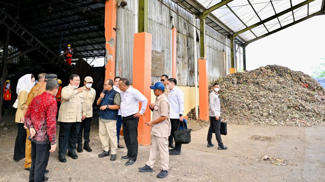 Presiden Prabowo Tinjau TPST BLE Banyumas, Dorong Pengelolaan Sampah Terpadu dan Ekonomi Sirkular Nasional