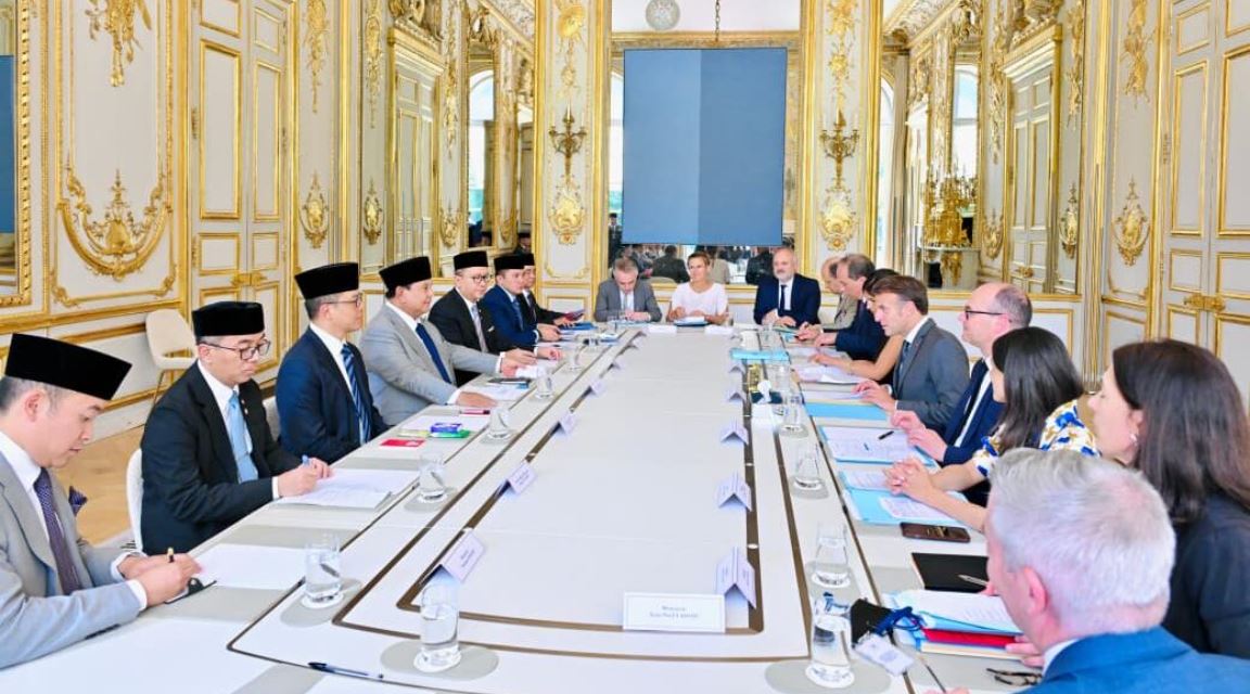 Presiden Prabowo dan Presiden Macron Bahas Kerja Sama Pertahanan hingga IEU-CEPA di Istana Élysée