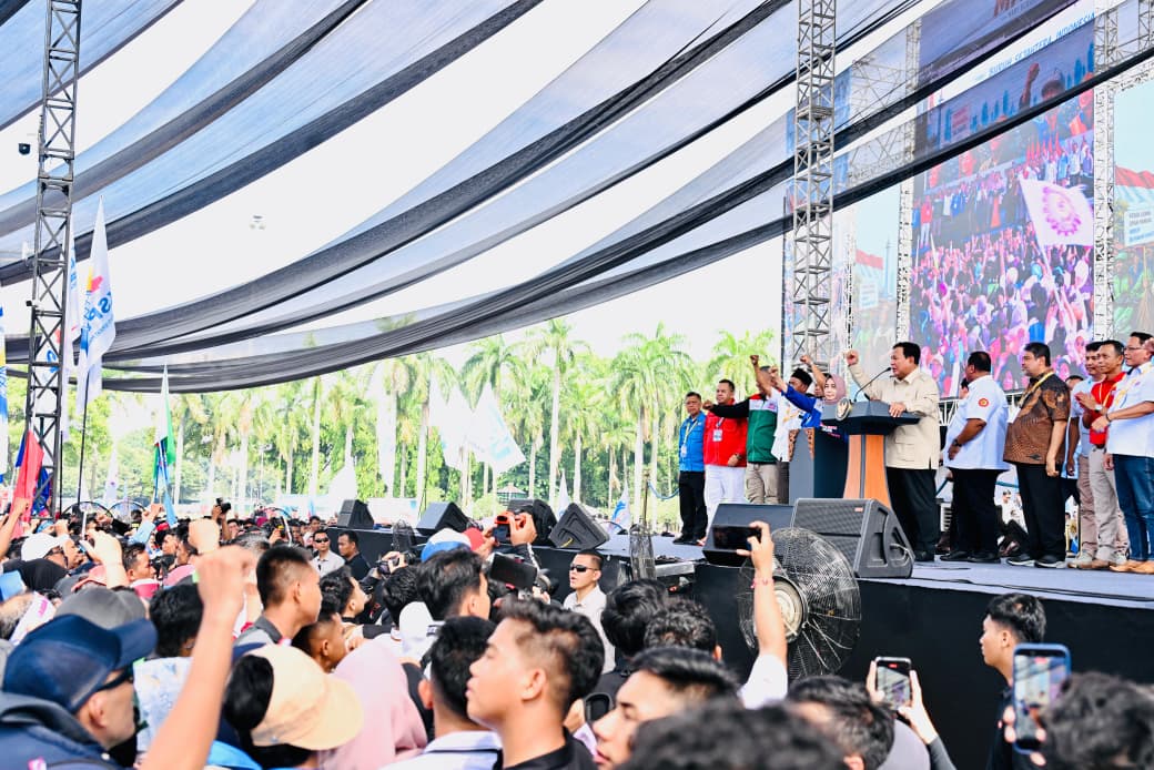 Presiden Prabowo Perkuat Perlindungan Ojol, Pangkas Potongan Aplikator dan Tingkatkan Kesejahteraan