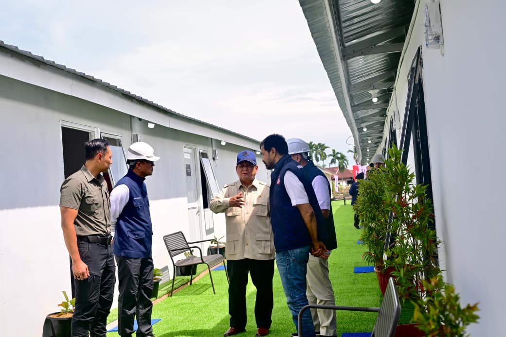 Tinjau Rumah Hunian Danantara, Presiden Prabowo Apresiasi Kolaborasi K/L dan Daerah dalam Penanganan Pascabencana