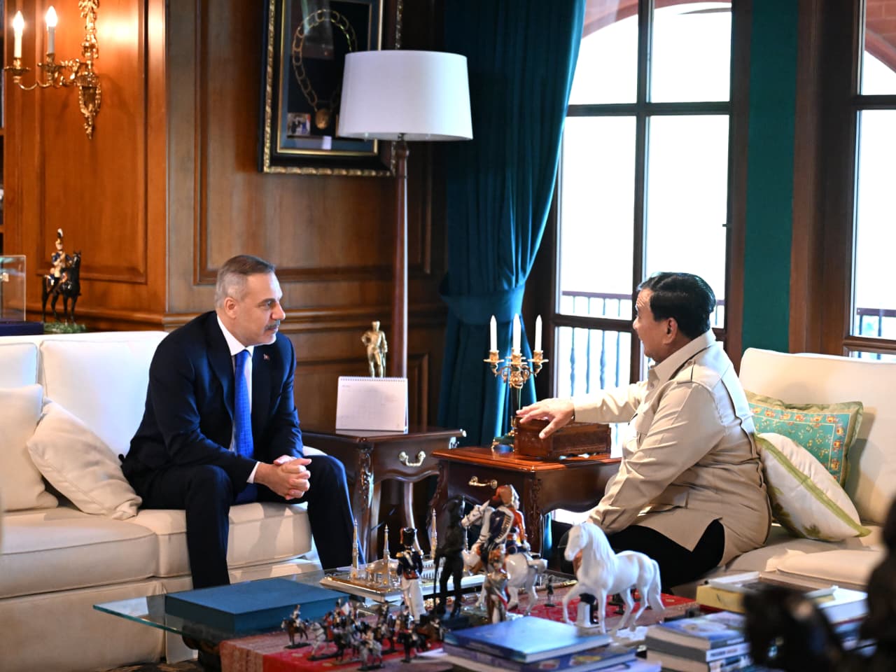 Presiden Prabowo Terima Menlu Türkiye Hakan Fidan di Hambalang, Bahas Palestina hingga Stabilitas Timur Tengah