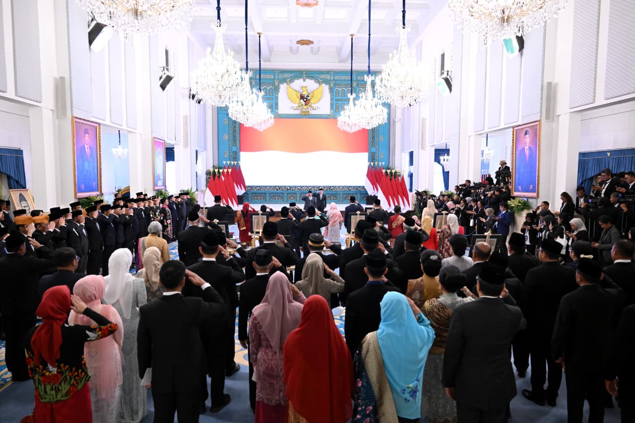 Hormati Jasa Para Pendahulu, Presiden Prabowo Anugerahkan Gelar Pahlawan Nasional kepada Sepuluh Tokoh Bangsa