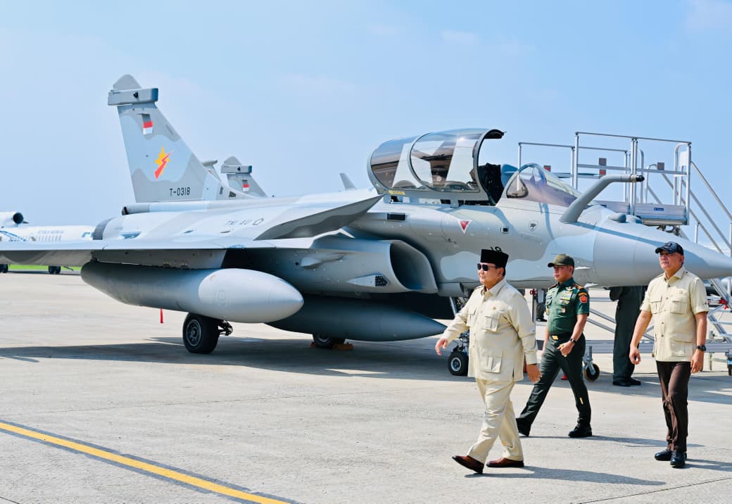 Presiden Prabowo Serahkan Pesawat MRCA Rafale dan Sistem Pertahanan Modern untuk Perkuat Pertahanan Udara Nasional