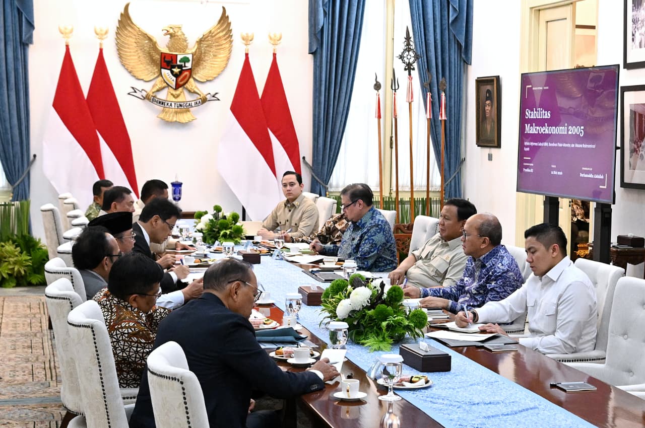 Presiden Prabowo Terima Masukan Tokoh Ekonomi Nasional, Perkuat Stabilitas Ekonomi dan Keuangan Nasional