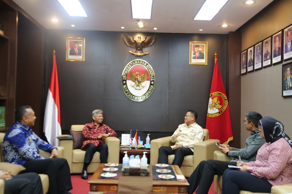 Sesjen Wantannas Terima Kunjungan Kehormatan Dirjen MKN Malaysia